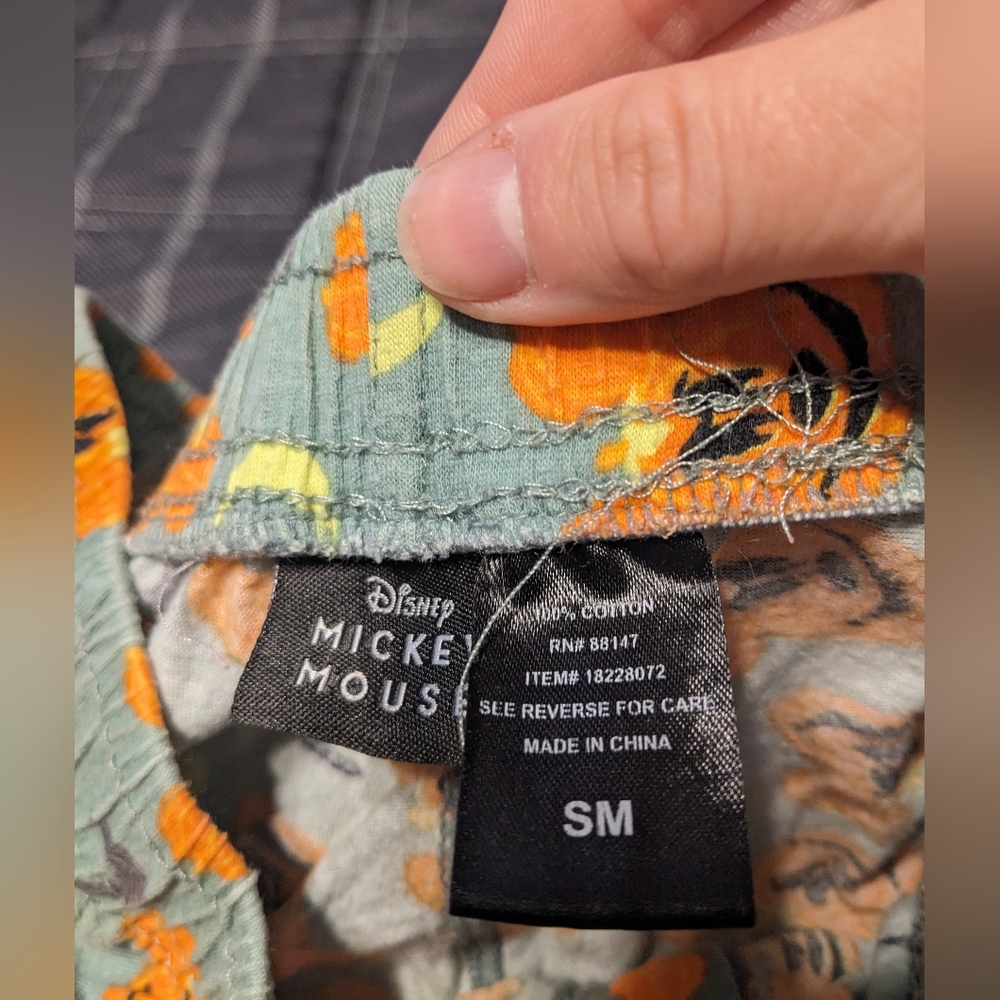 Disney Halloween Mickey Mouse Jack O Lantern Cropped Pajama Bottoms sz S - Picture 4 of 8